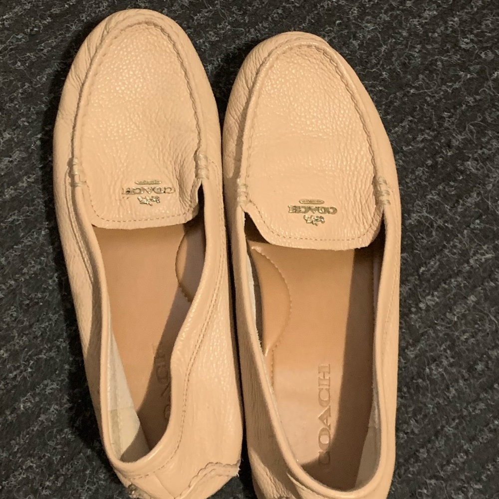 Coach flats